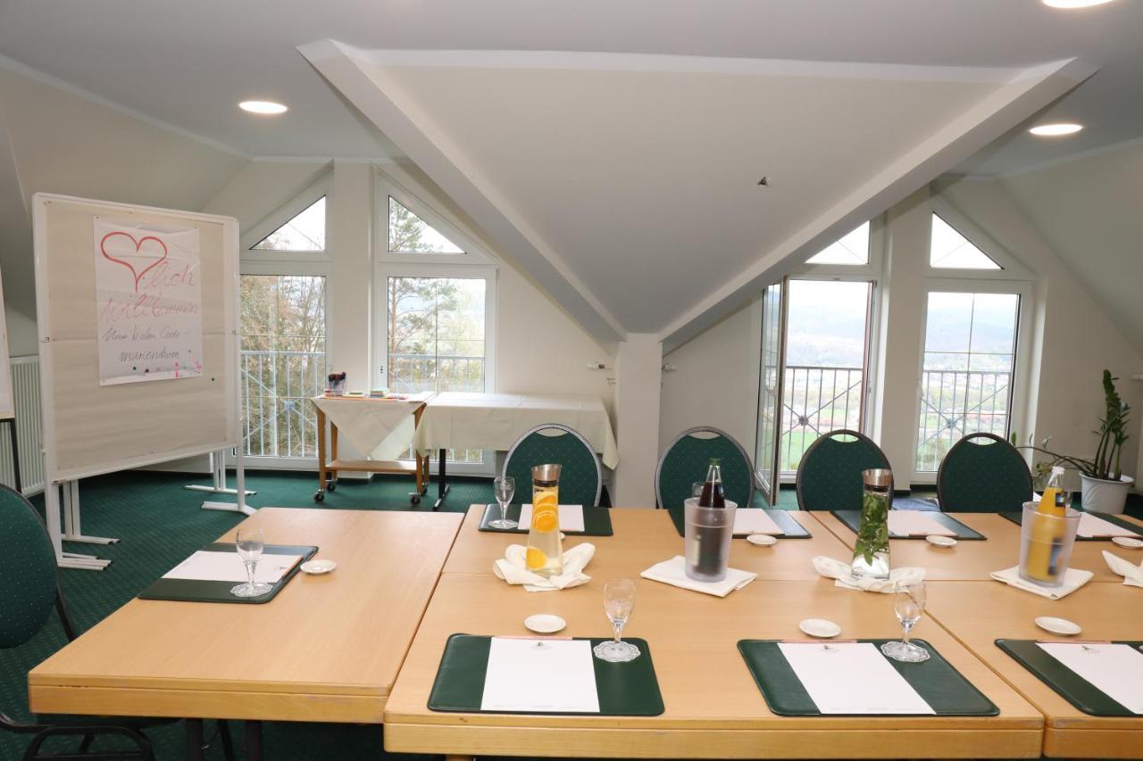 Panoramahotel & Restaurant Am Marienturm Рудолщат Екстериор снимка