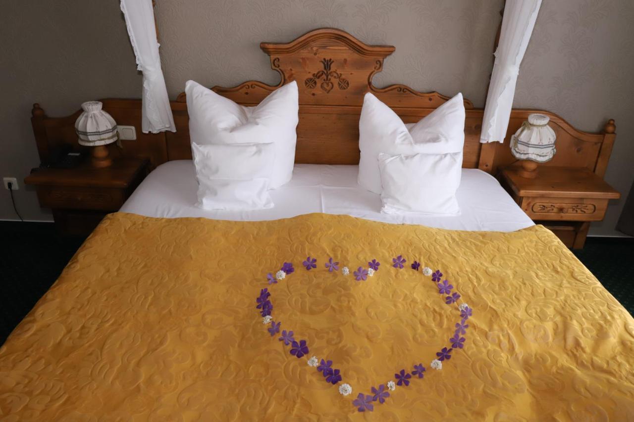 Panoramahotel & Restaurant Am Marienturm Рудолщат Екстериор снимка
