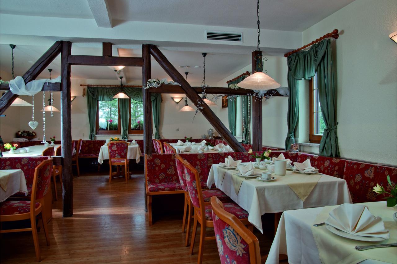 Panoramahotel & Restaurant Am Marienturm Рудолщат Екстериор снимка